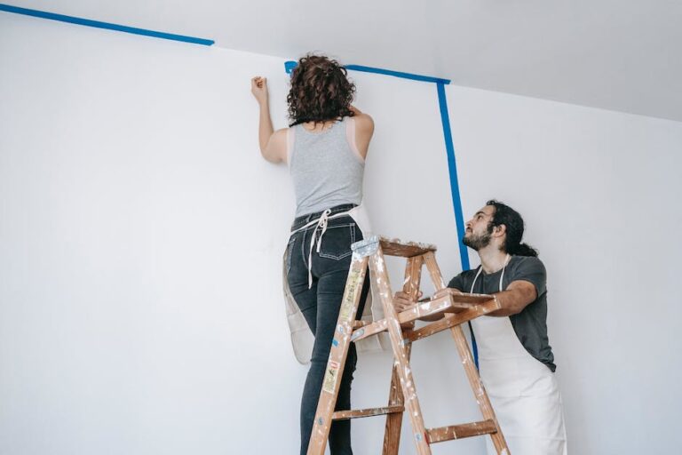 Home painting Middleburg: Tips for painting a ceiling with a roller